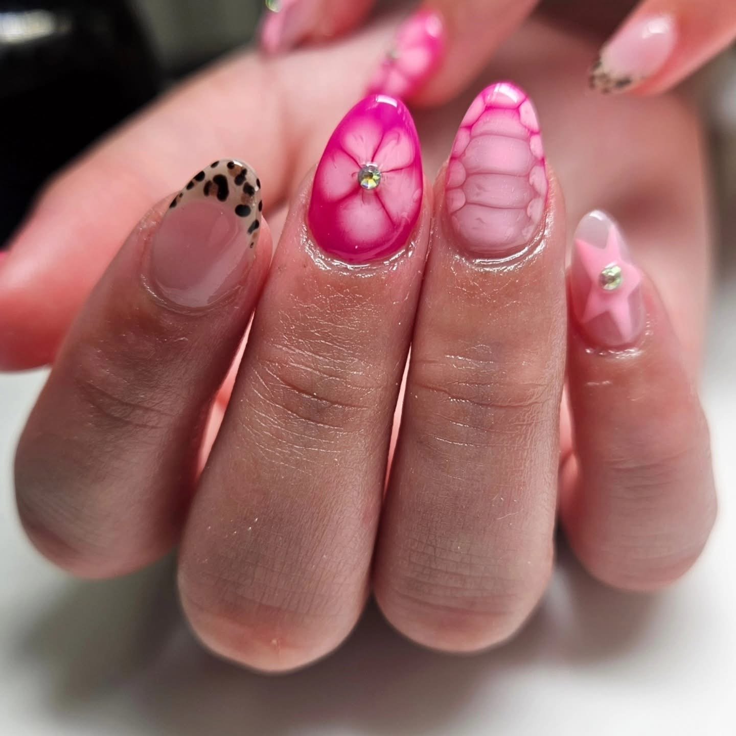 Sky Nail Spa Gallery Image