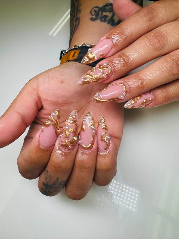 Sky Nail Spa Gallery Image