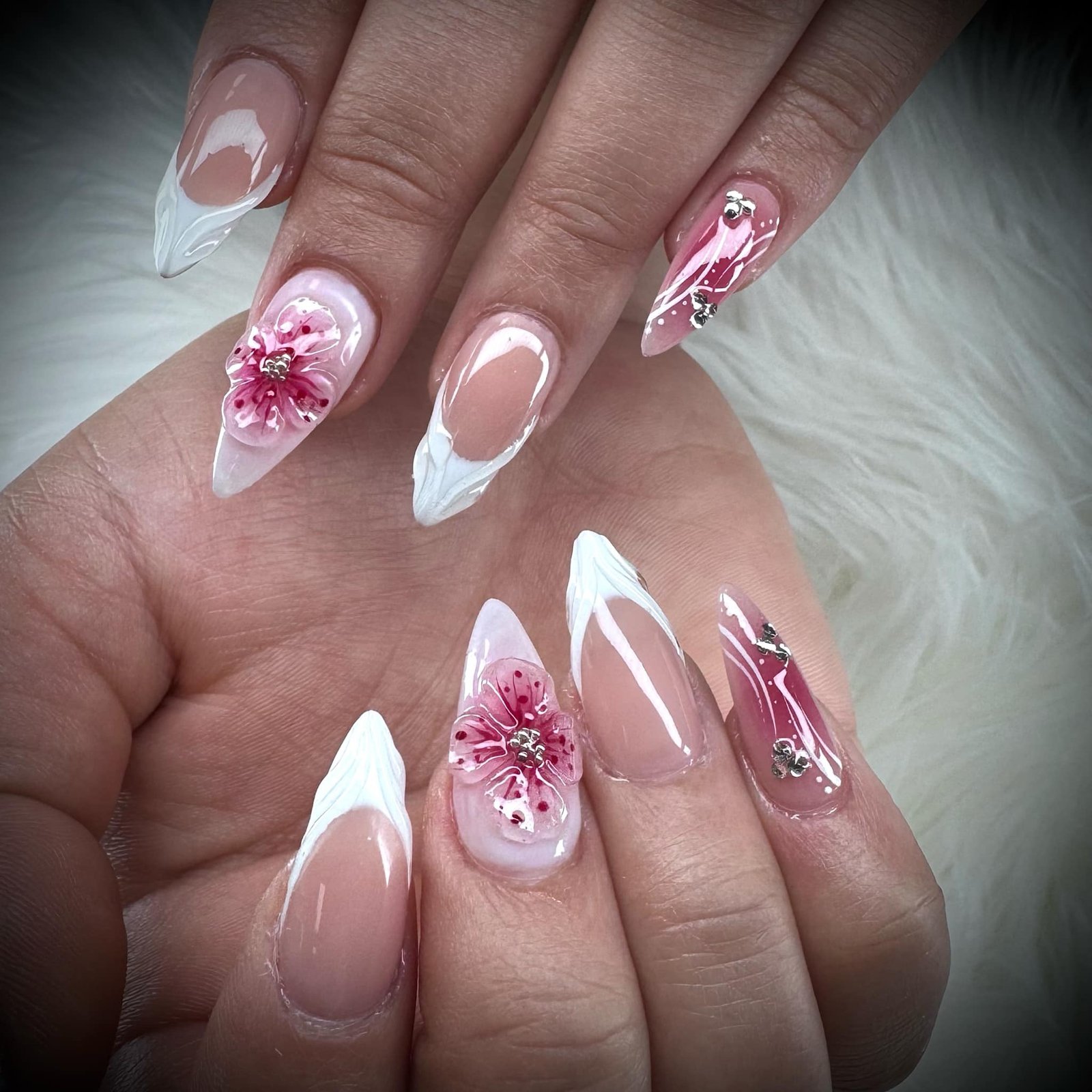 Sky Nail Spa Gallery Image